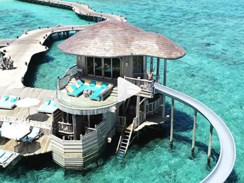 صور من داخل المنتجع  الفخم الذي قضى فيه جو وصوفي جوناس شهر عسلهما في المالديف